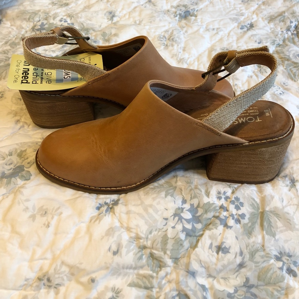 NWT Toms Leila Slingback Sandal in Honey Leather